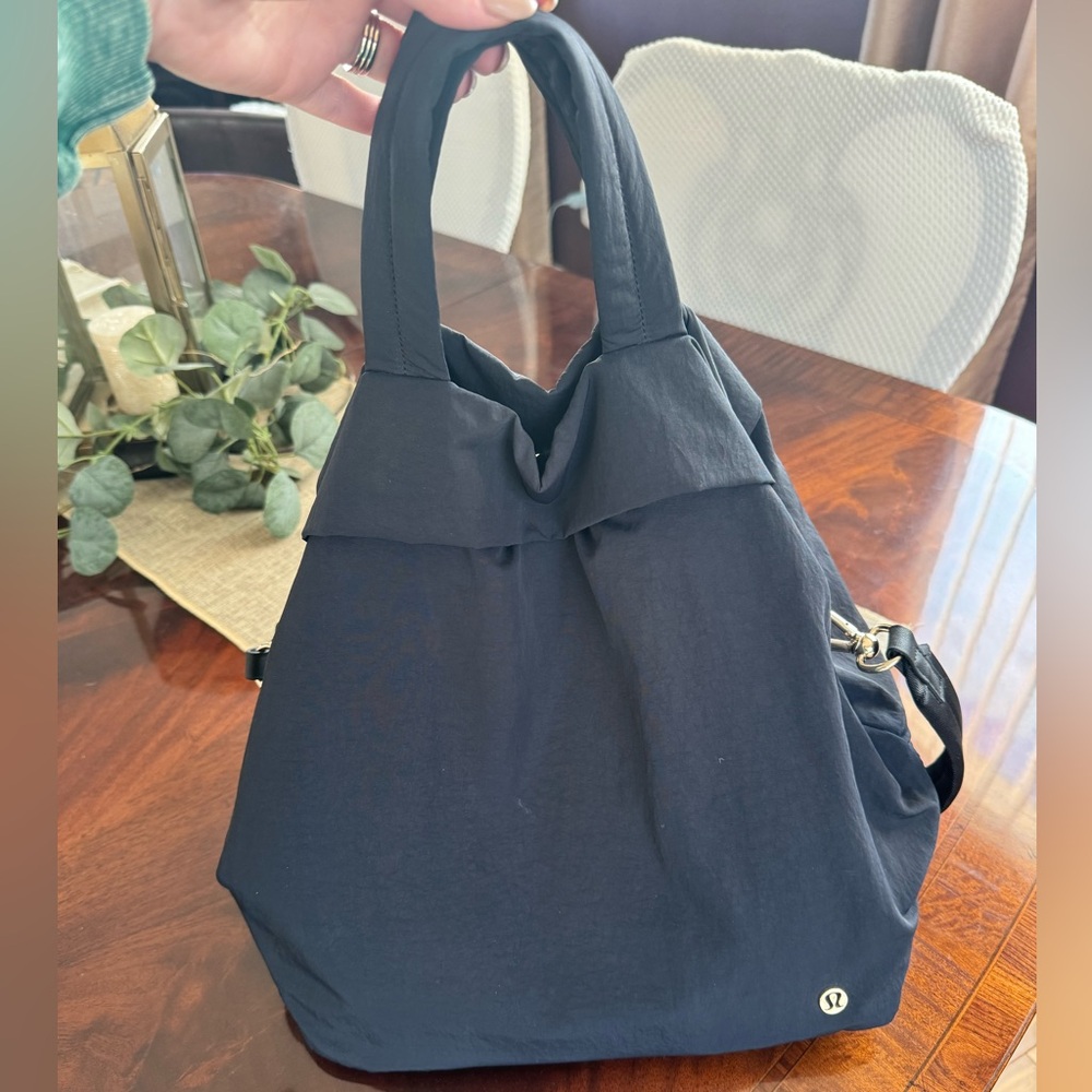 lululemon on my level bag 1.0 Lululemon On My Level 1.0